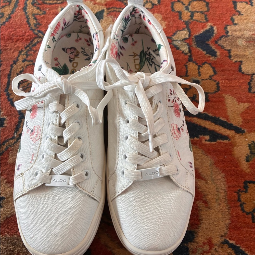 Aldo woman’s White and floral lace -up sneakers - Picture 3 of 9